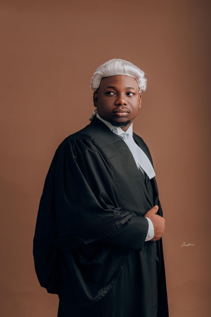 Akpofure Best Oboba in barrister wig and gown